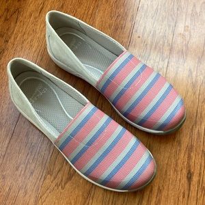 Dansko Harriet Stretch/Suede Shoes